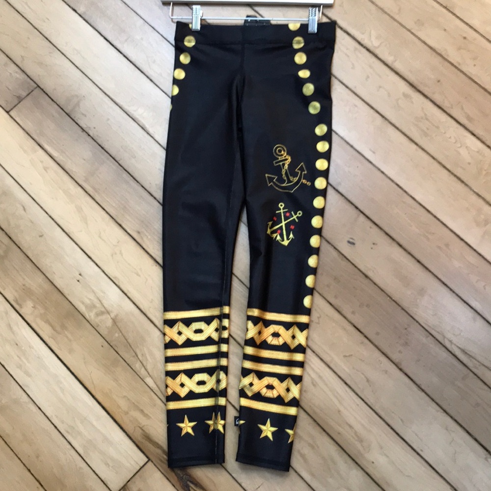 There’s Navy Jacket Legging